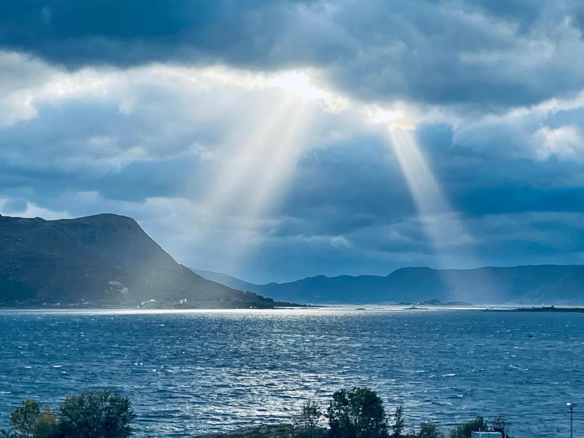 Kraen Gard Villa Larsnes Kültér fotó